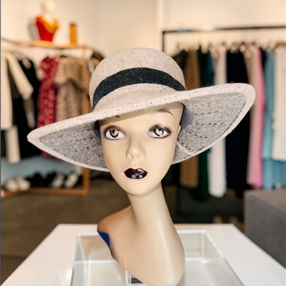 John Callanan Millinery Wool Blend Wide Brim Hat EUC